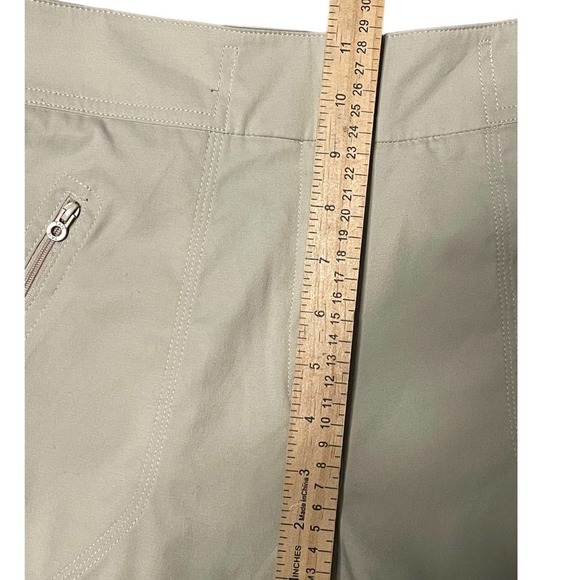 Tail Tech Performance High Rise Beige Golf Shorts Size 6 - Picture 3 of 8